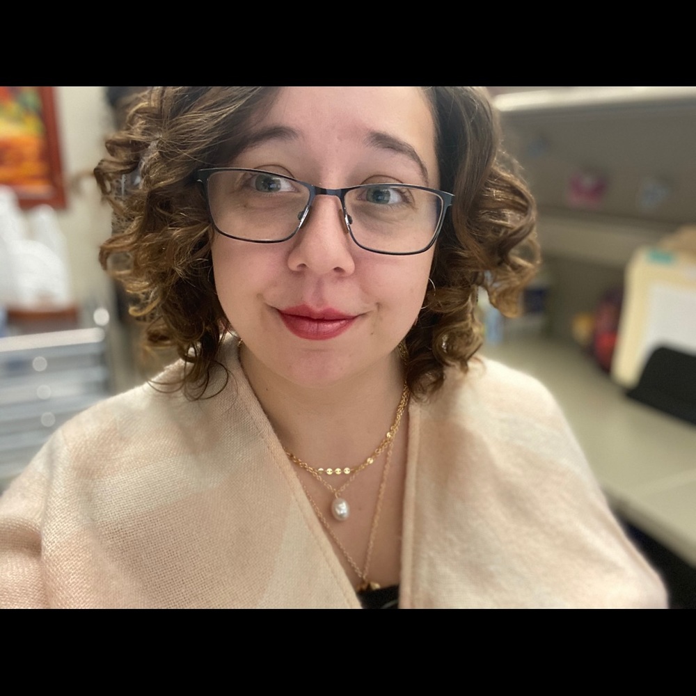 Hi! I’m Rae! - Picture 6 of 8